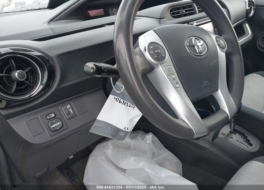 2015 TOYOTA PRIUS C THREE VIN: JTDKDTB32F1094973