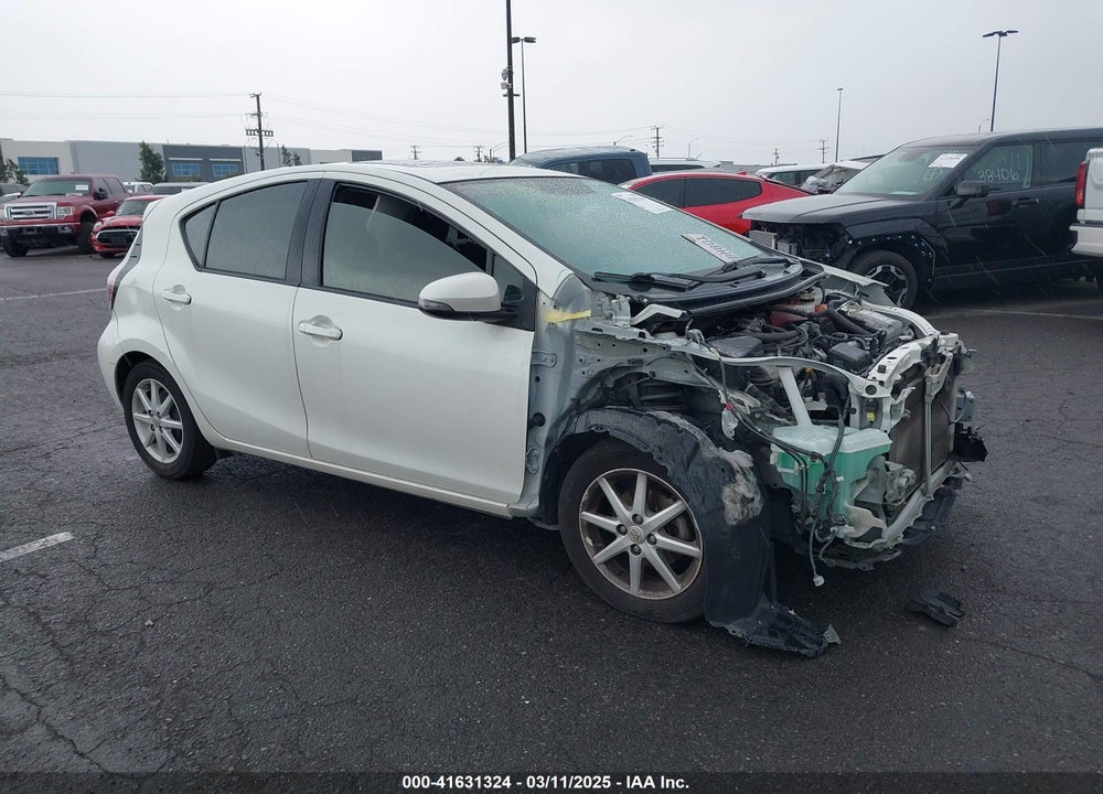 2015 TOYOTA PRIUS C THREE VIN: JTDKDTB32F1094973