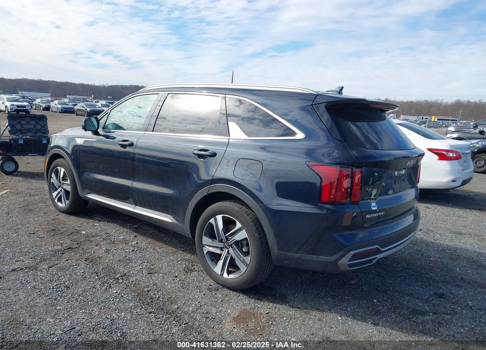 2023 KIA SORENTO HYBRID VIN: KNDRKDLG1P5220195