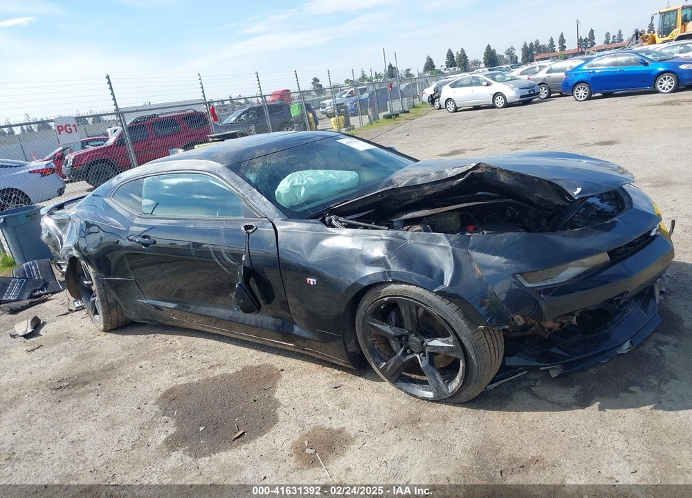 2018 CHEVROLET CAMARO VIN: 1G1FH1R73J0145066
