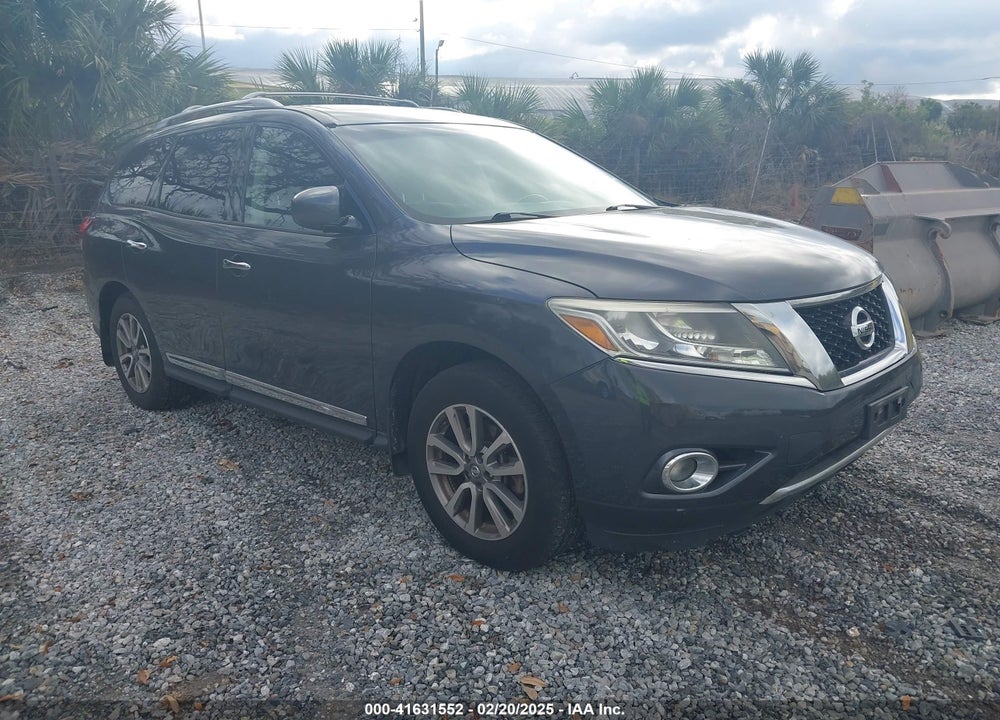 2013 NISSAN PATHFINDER SL VIN: 5N1AR2MM5DC675846