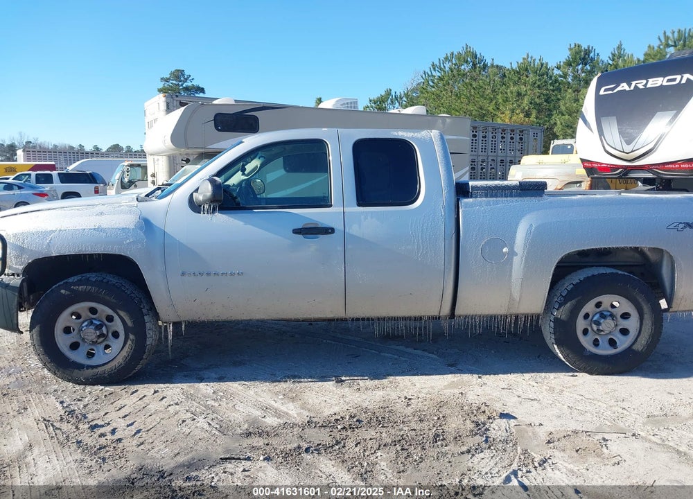 2010 CHEVROLET SILVERADO 1500 WORK TRUCK VIN: 1GCSKPE30AZ111028