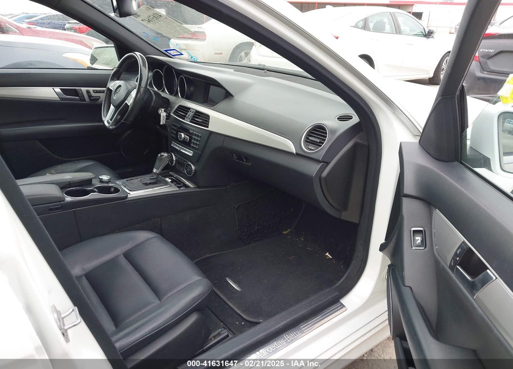 2013 MERCEDES-BENZ C 250 VIN: WDDGF4HBXDR265235