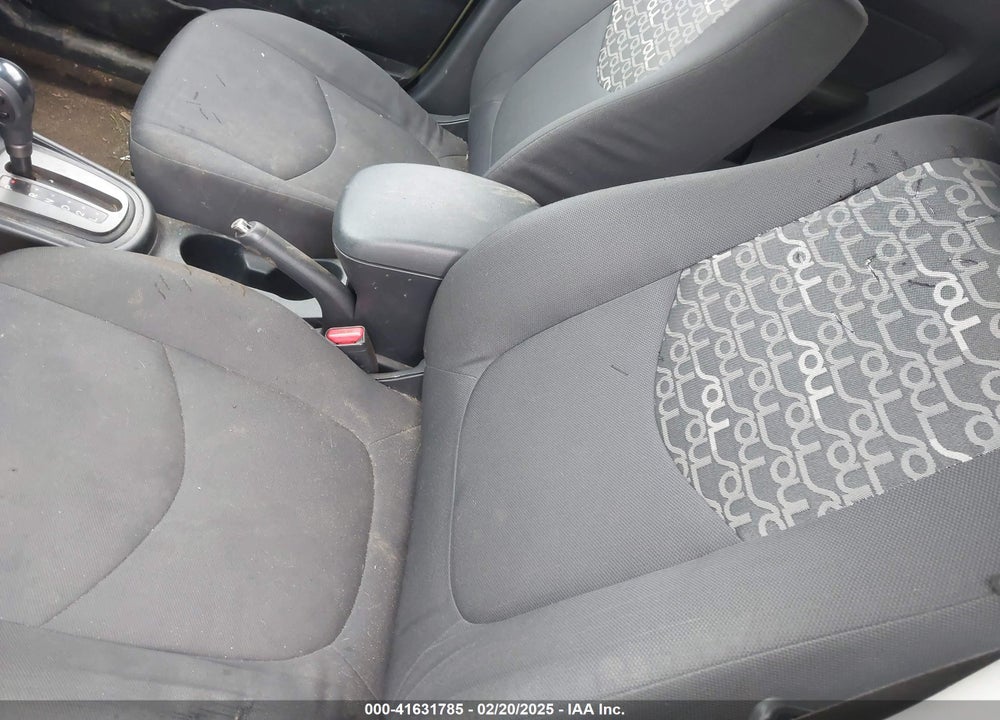 2010 KIA SOUL VIN: KNDJT2A2XA7172245