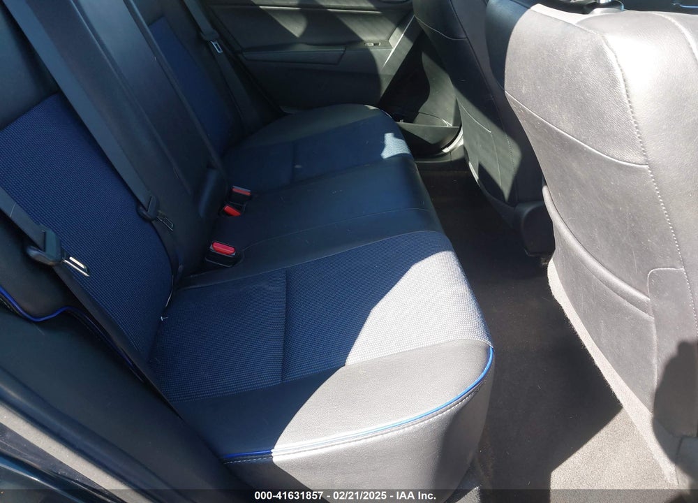 2018 TOYOTA COROLLA SE VIN: 2T1BURHE2JC031596