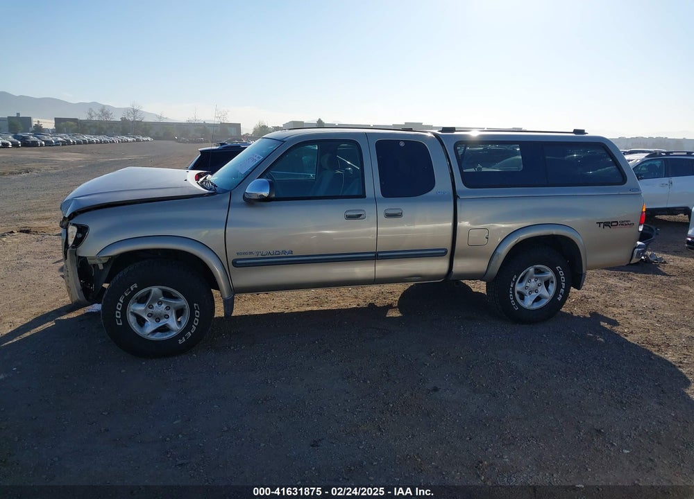 2004 TOYOTA TUNDRA SR5 V8 VIN: 5TBBT441X4S446386