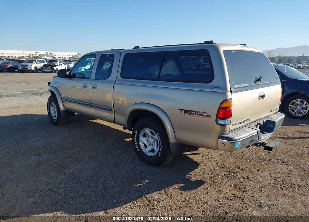 2004 TOYOTA TUNDRA SR5 V8 VIN: 5TBBT441X4S446386