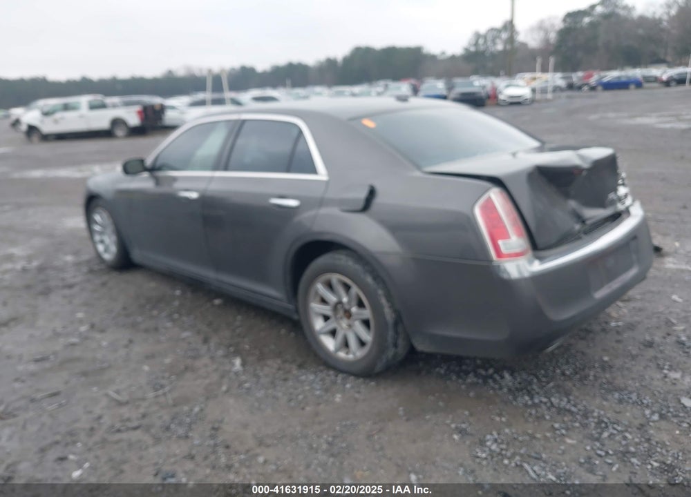 2013 CHRYSLER 300C VIN: 2C3CCAET2DH661791