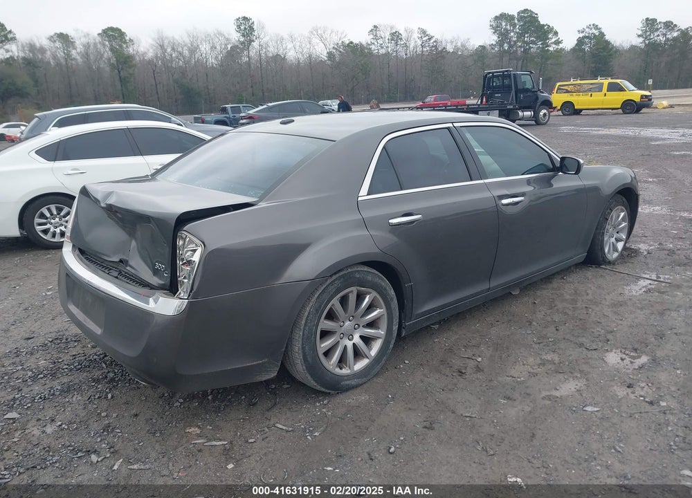 2013 CHRYSLER 300C VIN: 2C3CCAET2DH661791