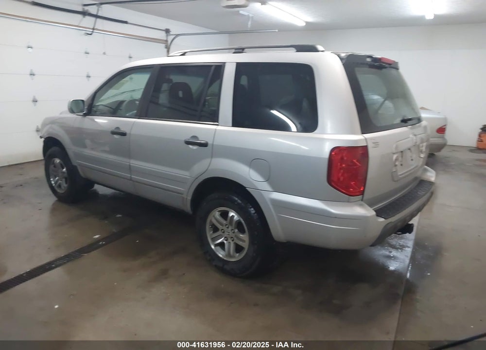 2003 HONDA PILOT EX VIN: 2HKYF18413H571910