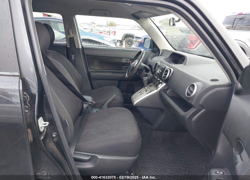2008 SCION XB VIN: JTLKE50E081048496