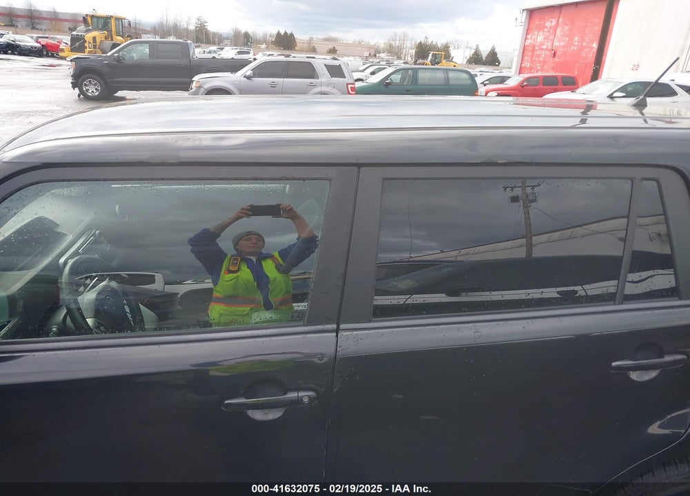 2008 SCION XB VIN: JTLKE50E081048496