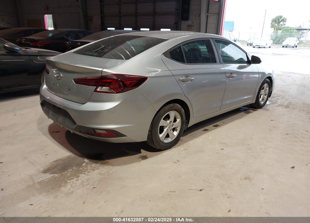 2020 HYUNDAI ELANTRA VIN: 5NPD74LF9LH549823