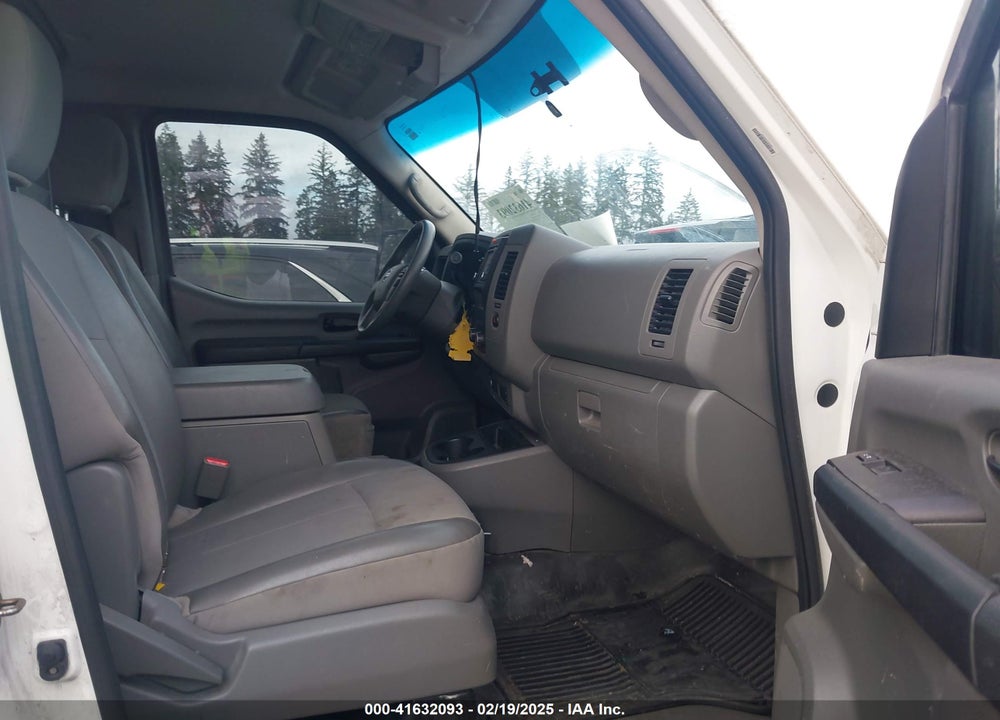 2018 NISSAN NV CARGO NV3500 HD VIN: 1N6AF0KY0JN805875