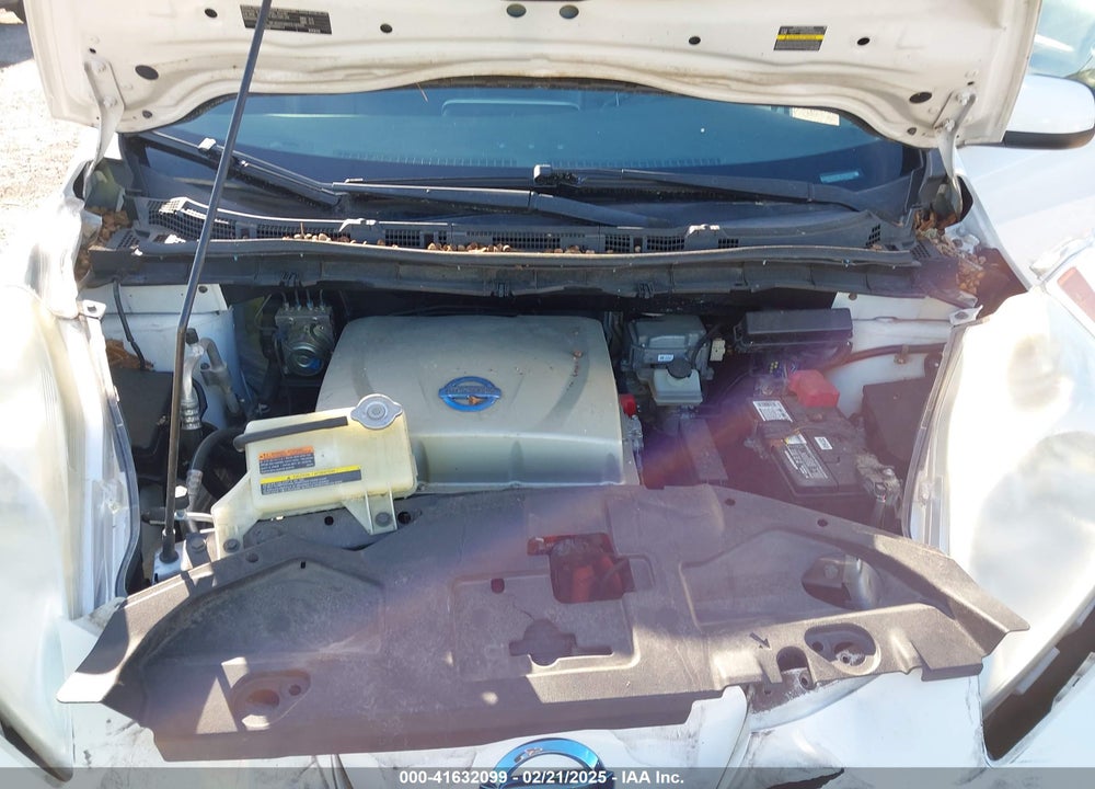 2015 NISSAN LEAF VIN: 1N4AZ0CP7FC332890