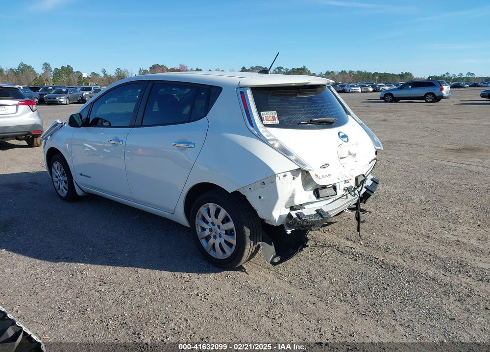 2015 NISSAN LEAF VIN: 1N4AZ0CP7FC332890