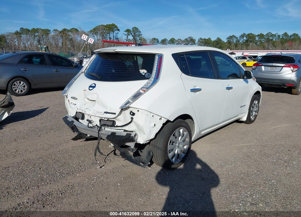2015 NISSAN LEAF VIN: 1N4AZ0CP7FC332890