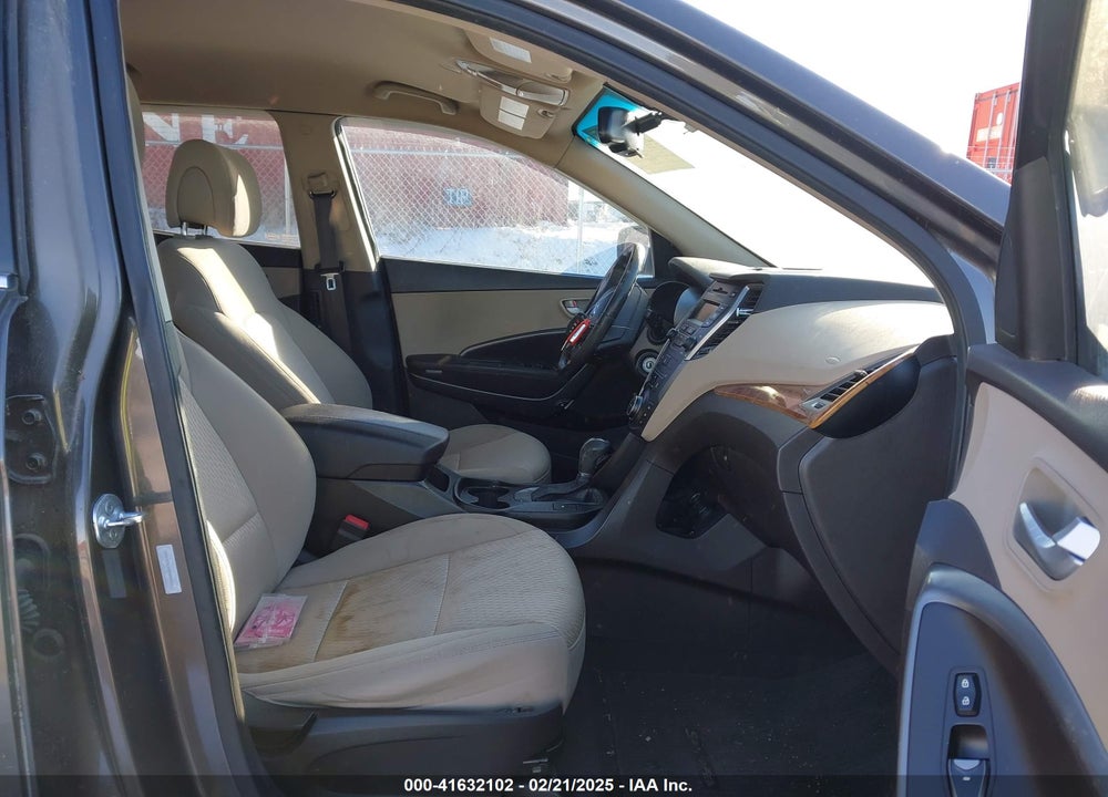 2013 HYUNDAI SANTA FE VIN: 5XYZU3LB8DG054155