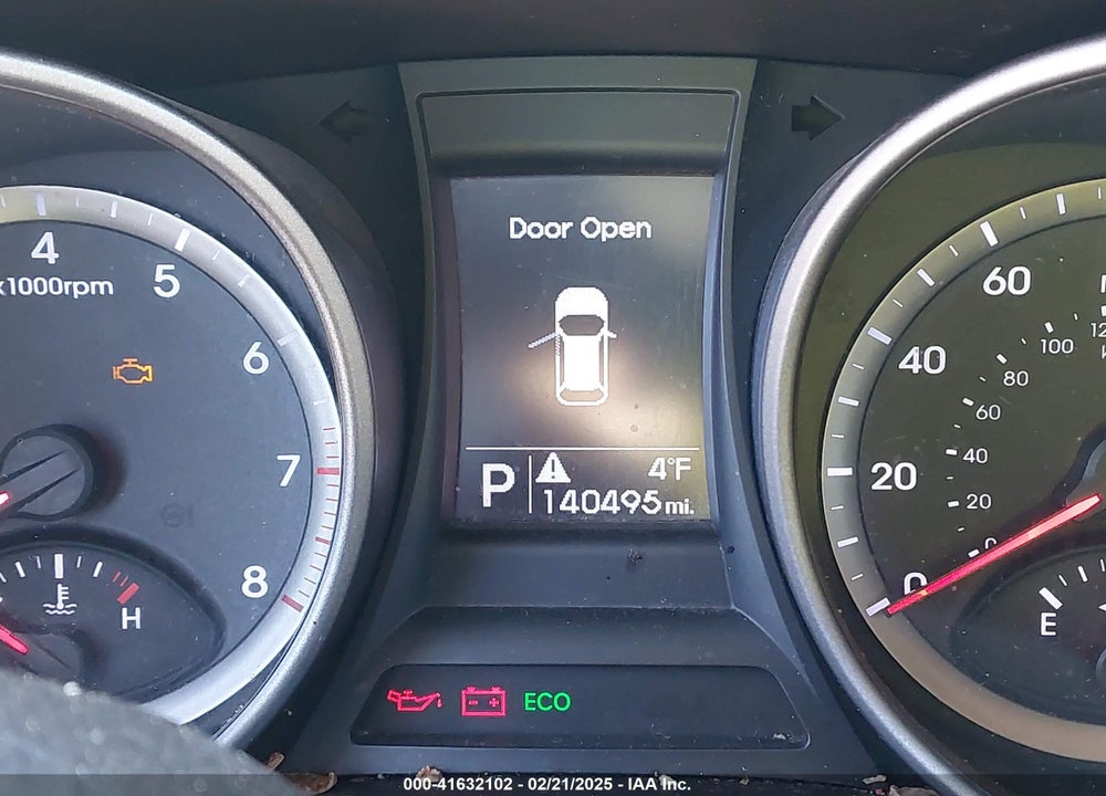 2013 HYUNDAI SANTA FE VIN: 5XYZU3LB8DG054155