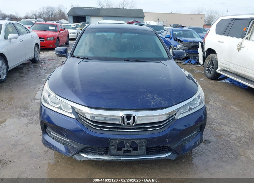 2017 HONDA ACCORD VIN: 1HGCR2F83HA083507