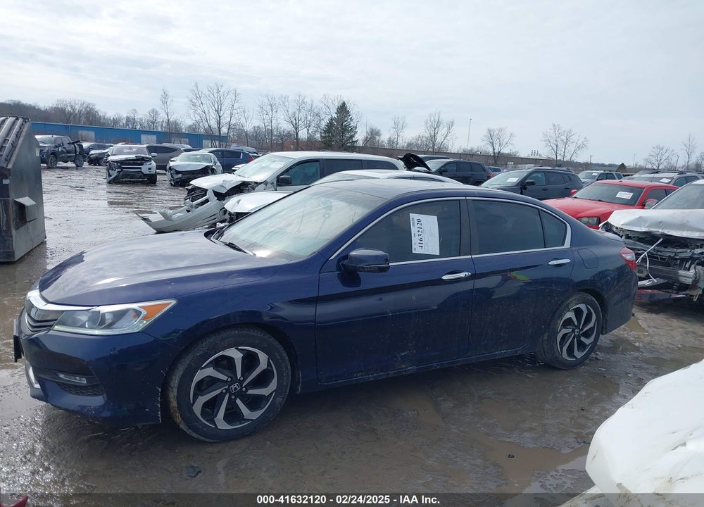 2017 HONDA ACCORD VIN: 1HGCR2F83HA083507