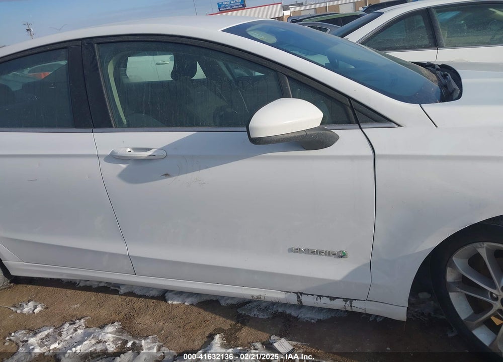 2019 FORD FUSION HYBRID SE VIN: 3FA6P0LU2KR261823
