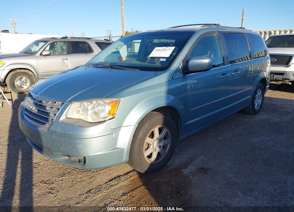 2010 CHRYSLER TOWN & COUNTRY VIN: 2A4RR5D17AR233498