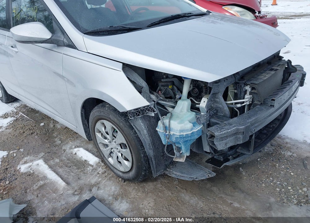 2015 HYUNDAI ACCENT VIN: KMHCT4AE0FU923145