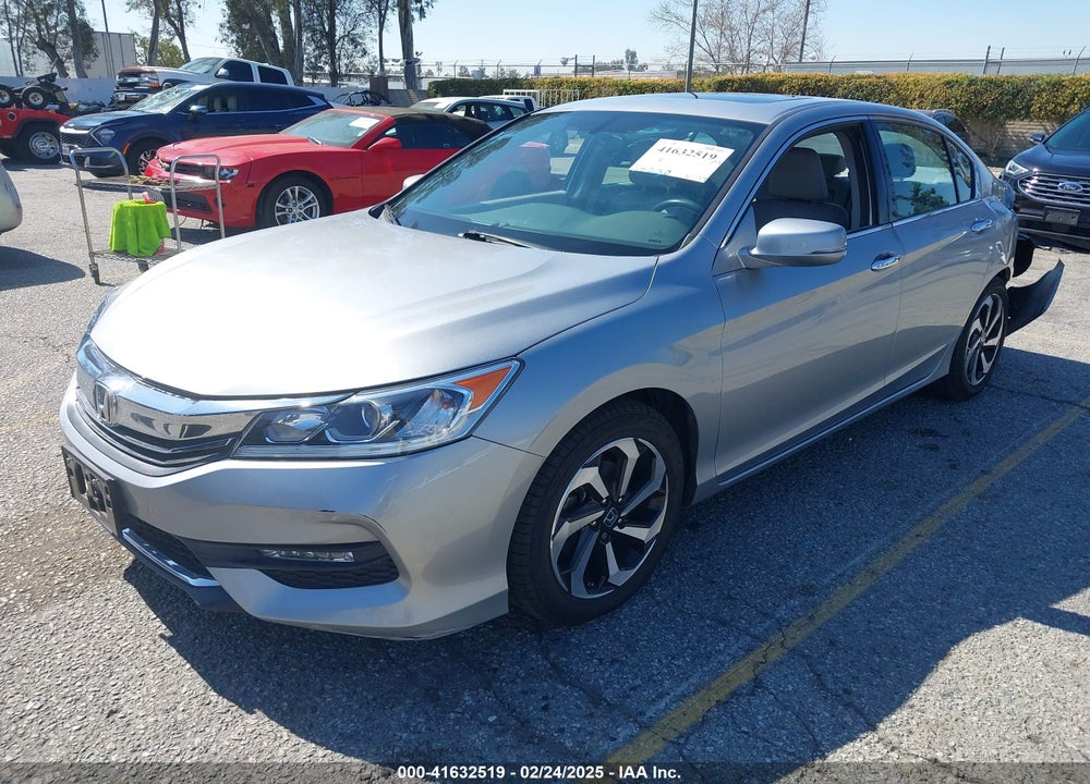 2016 HONDA ACCORD VIN: 1HGCR3F80GA010647