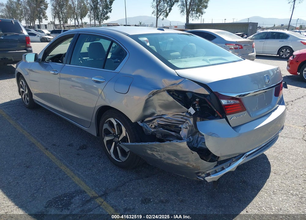 2016 HONDA ACCORD VIN: 1HGCR3F80GA010647