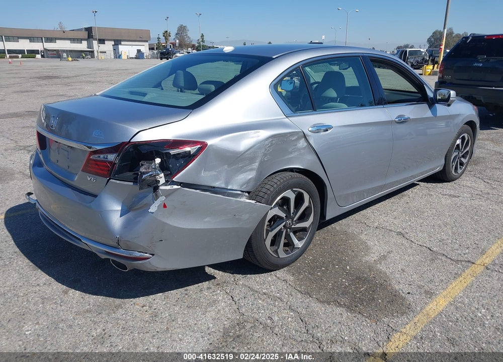 2016 HONDA ACCORD VIN: 1HGCR3F80GA010647