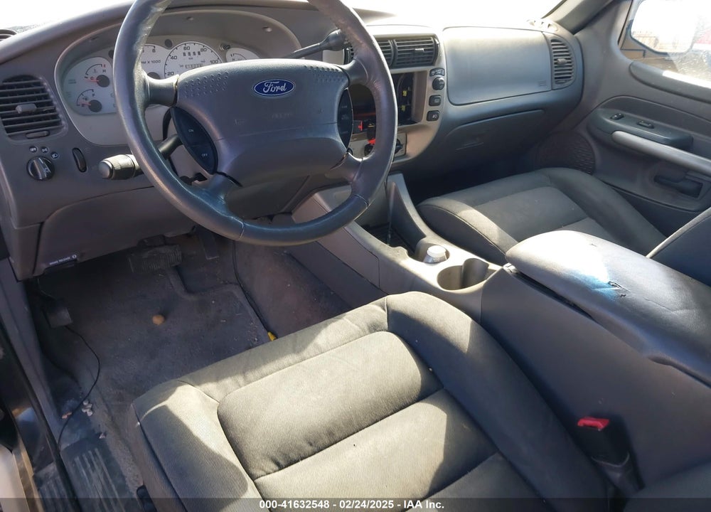 2001 FORD EXPLORER SPORT VIN: 1FMYU70E71UB52584