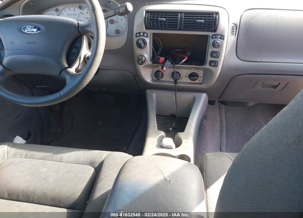 2001 FORD EXPLORER SPORT VIN: 1FMYU70E71UB52584