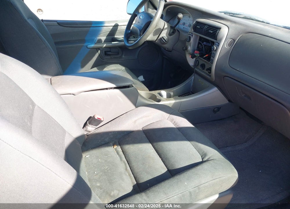 2001 FORD EXPLORER SPORT VIN: 1FMYU70E71UB52584