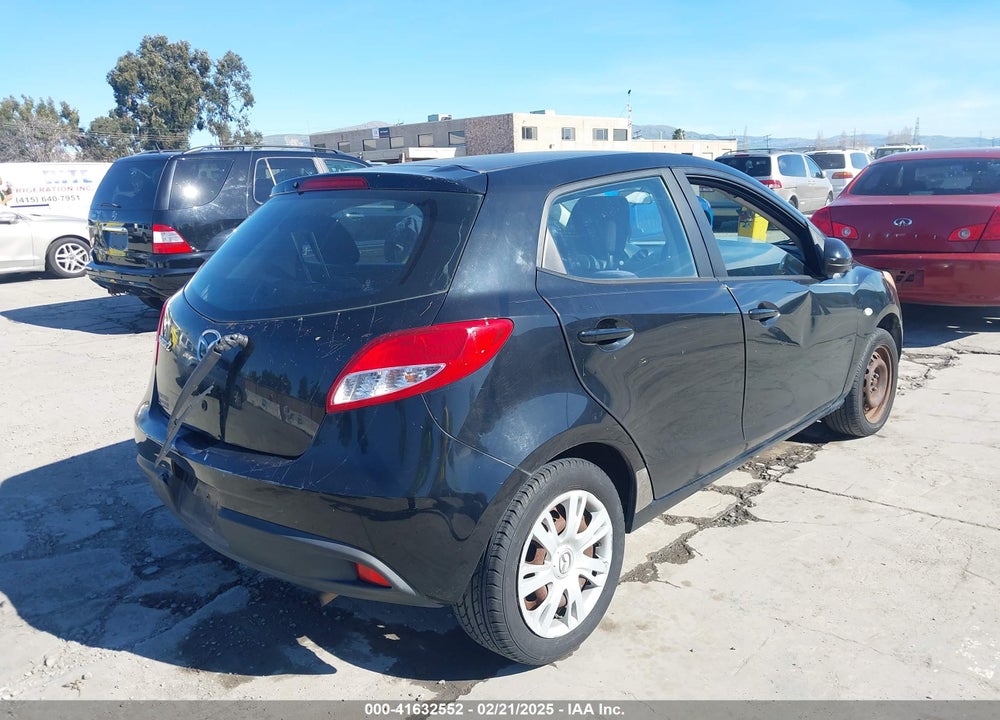 2011 MAZDA 2 SPORT VIN: JM1DE1HY1B0114532