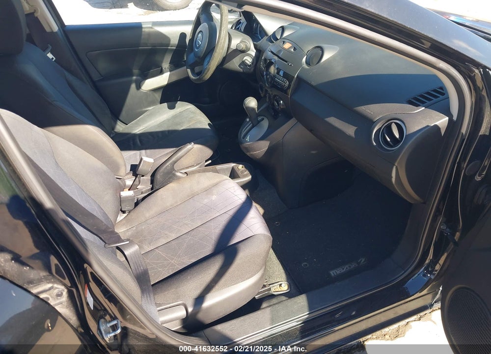 2011 MAZDA 2 SPORT VIN: JM1DE1HY1B0114532