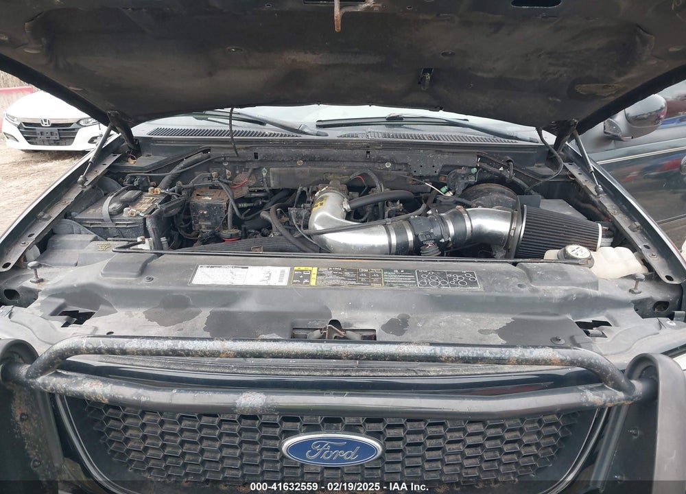 2002 FORD F-150 LARIAT/XLT VIN: 1FTRW08L62KD04574