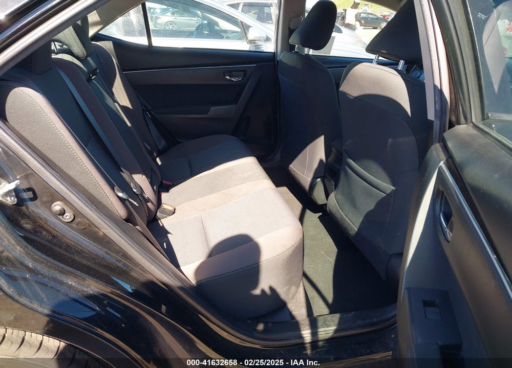 2019 TOYOTA COROLLA LE VIN: 2T1BURHE3KC142384