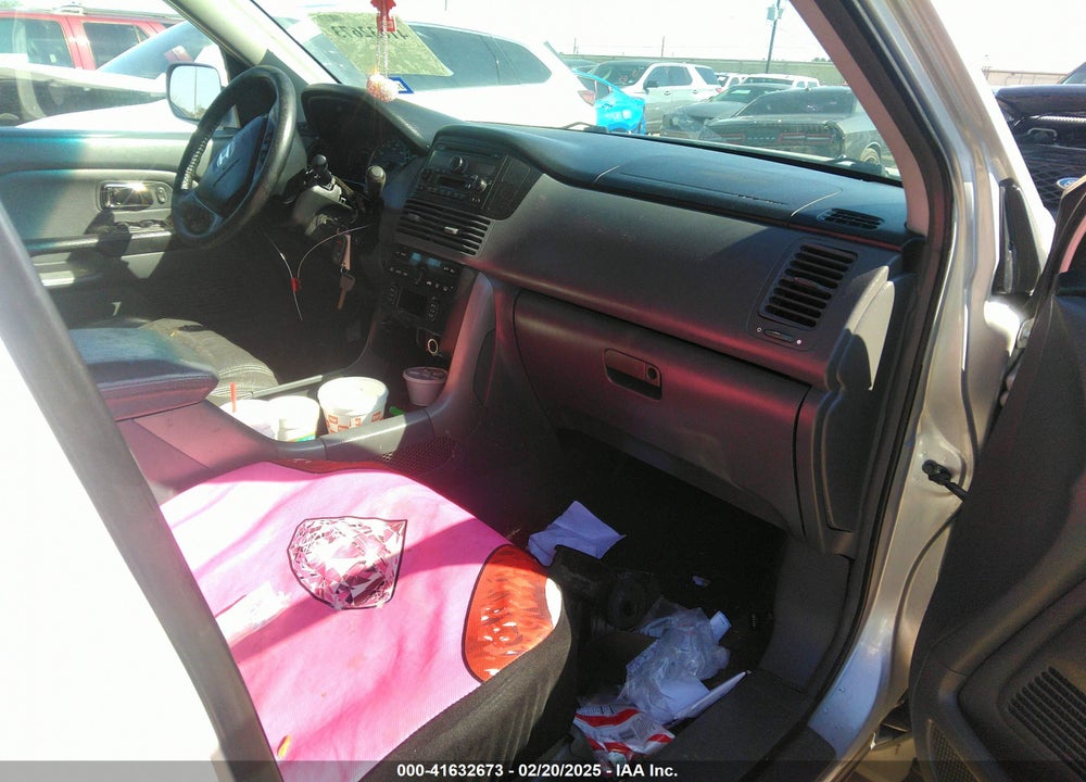2004 HONDA PILOT EX-L VIN: 2HKYF18584H588133