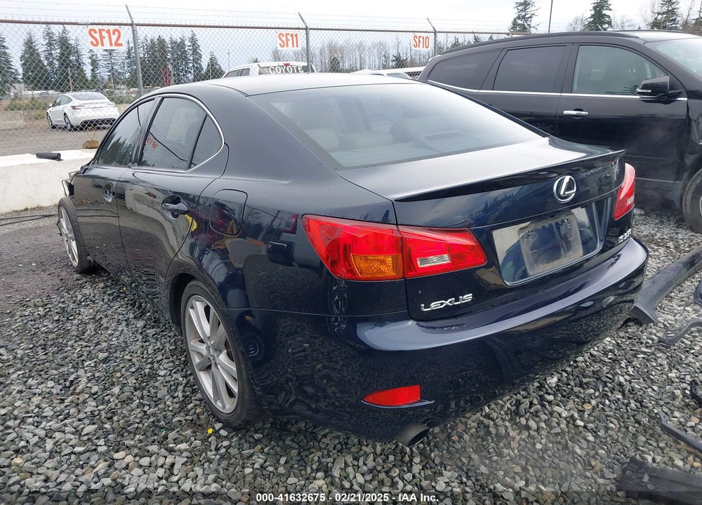 2006 LEXUS IS 350 VIN: JTHBE262762005593