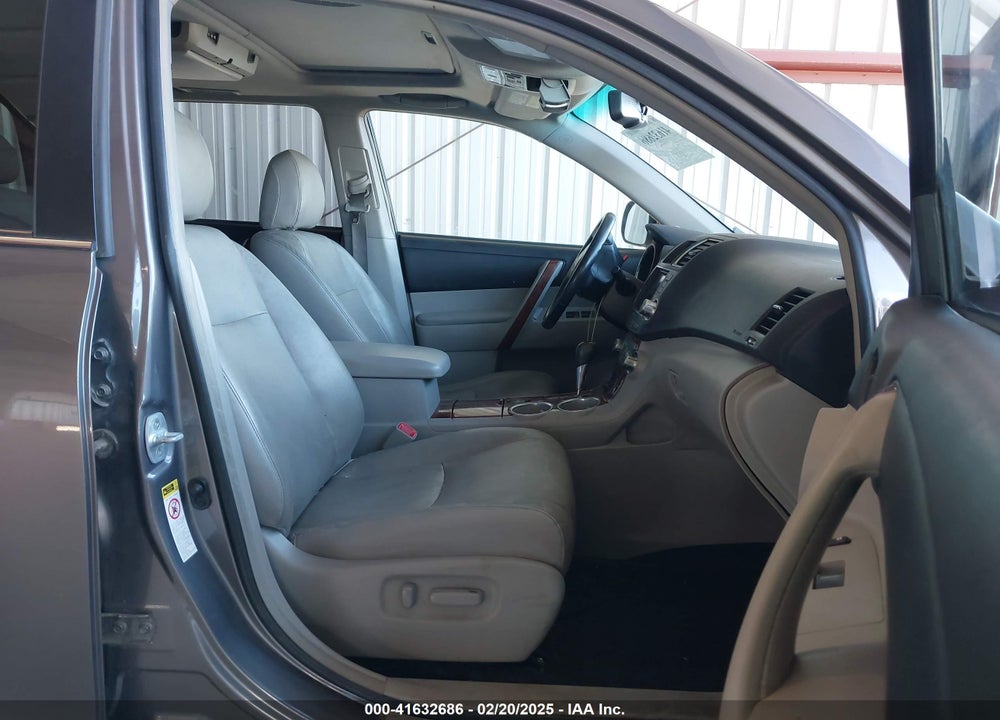 2012 TOYOTA HIGHLANDER HYBRID LIMITED V6 VIN: JTEDC3EH4C2004887
