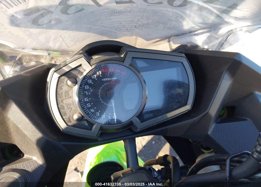 2022 KAWASAKI EX400 VIN: JKAEXKG12NDAG5050