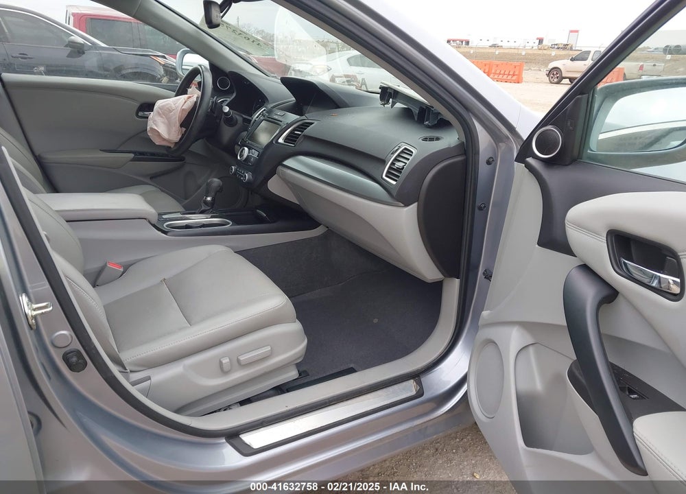 2016 ACURA RDX VIN: 5J8TB3H73GL011613