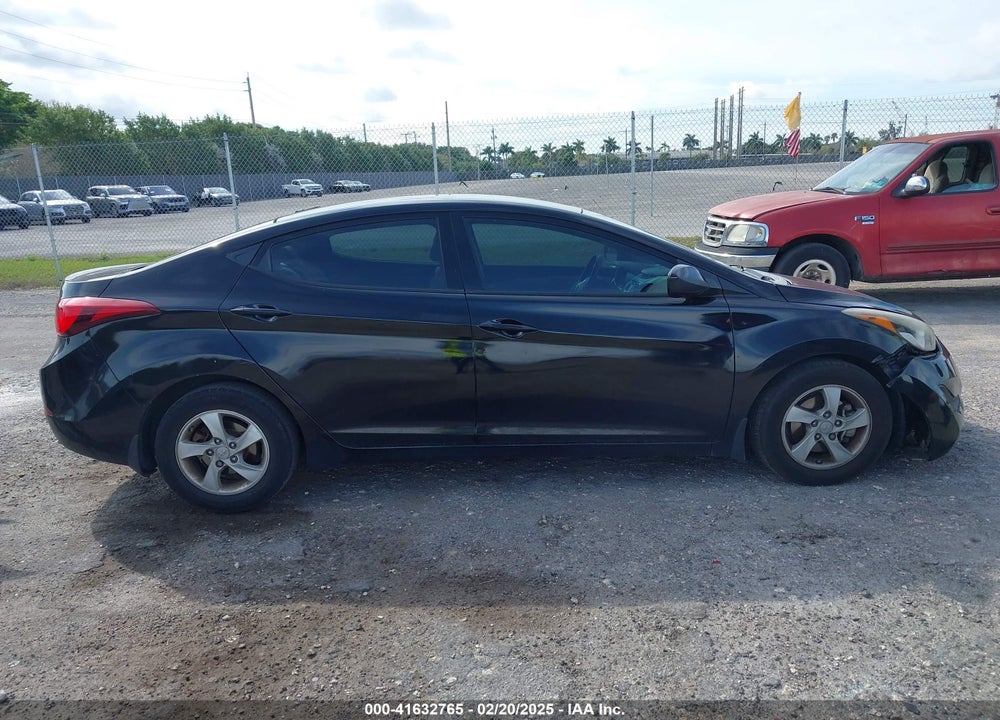 2014 HYUNDAI ELANTRA VIN: KMHDH4AE5EU189106