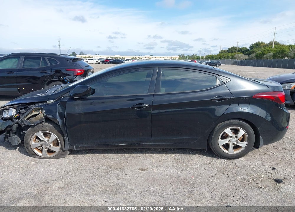 2014 HYUNDAI ELANTRA VIN: KMHDH4AE5EU189106