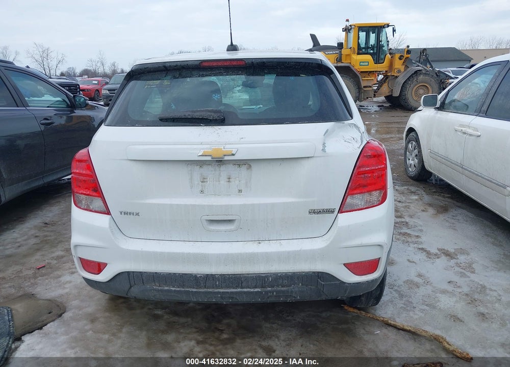 2019 CHEVROLET TRAX LS VIN: 3GNCJKSB2KL370576