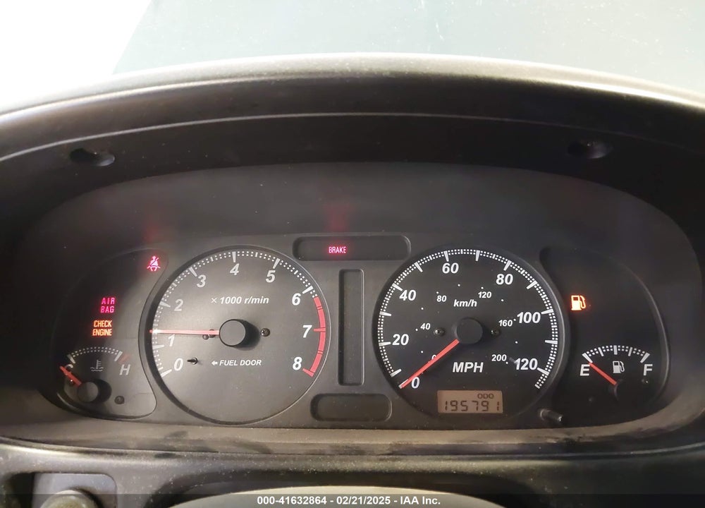 2000 HONDA PASSPORT EX/LX VIN: 4S6DM58W1Y4406601