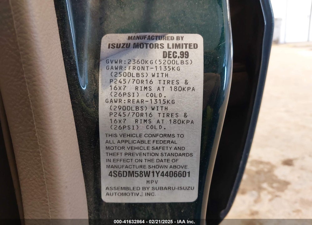 2000 HONDA PASSPORT EX/LX VIN: 4S6DM58W1Y4406601
