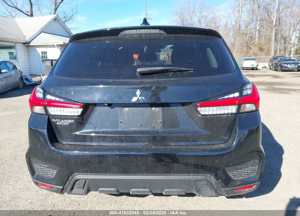 2022 MITSUBISHI OUTLANDER SPORT VIN: JA4APUAU8NU020774