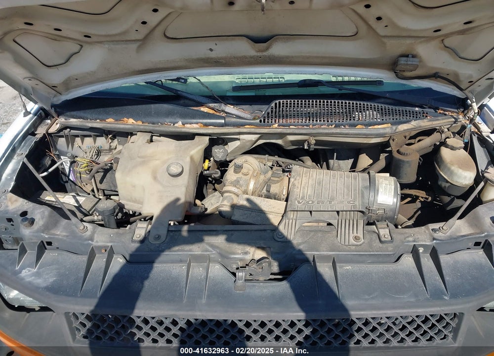 2005 CHEVROLET EXPRESS VIN: 1GCGG25V051193312